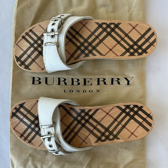 NEW! BURBERRY SZ 8/39 WOODEN LEATHER STRAP SLIDE SANDALS, NWOB, WITH DUST BAG - Picture 9 of 12